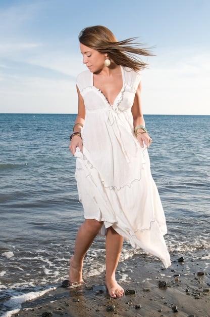 Summer 2025 Fashion: Your Guide to Lightweight Fabrics
