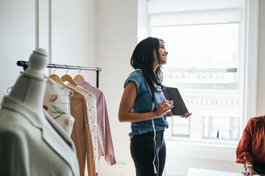 Pre-Owned Perfection: 6 Expert Tips for Finding High-Value Designer Fashion at 50% Off in 2026